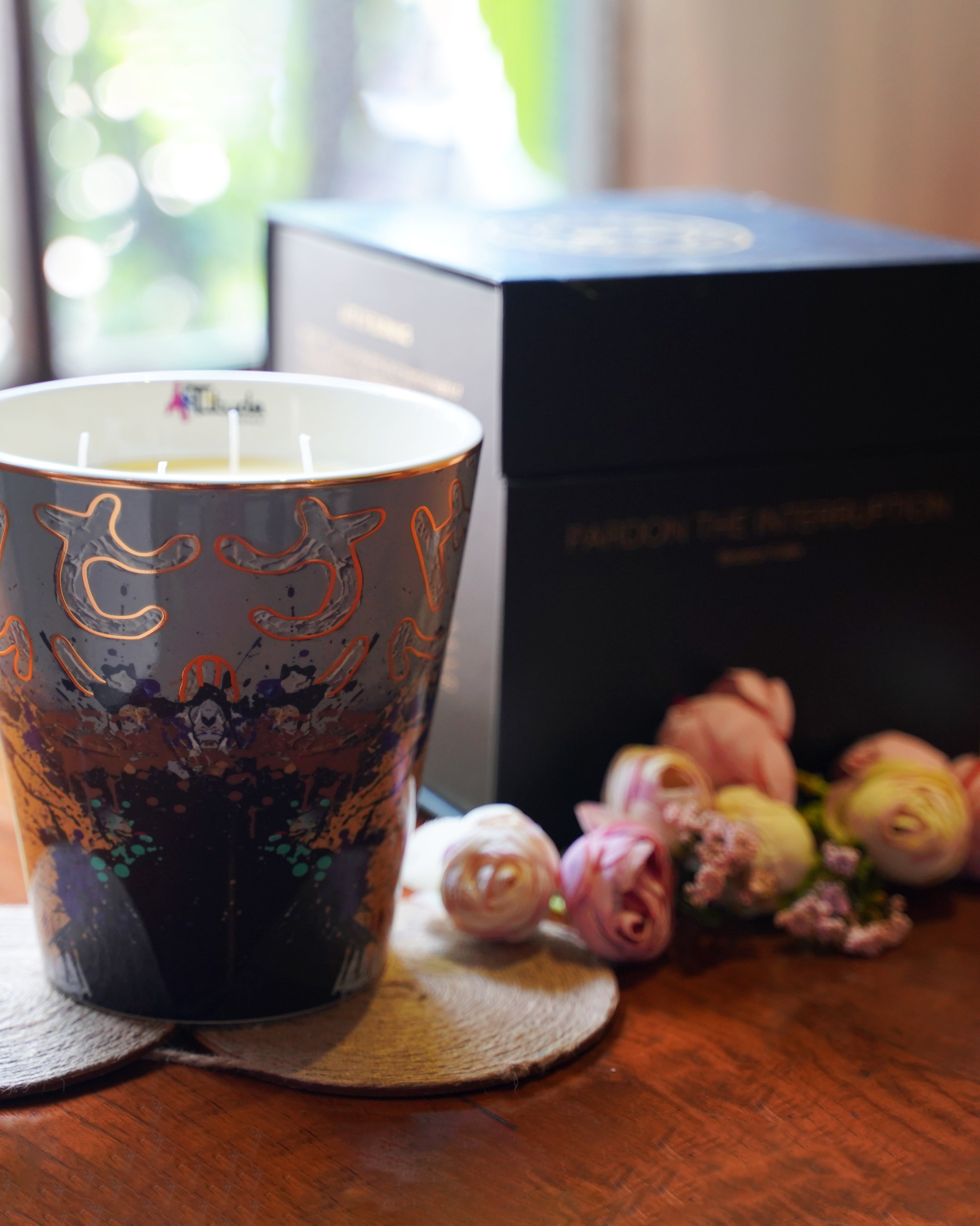 Premium home fragrance candle for gifting